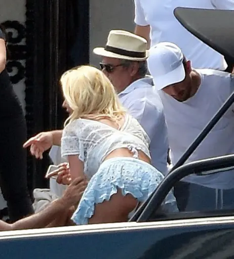 Image 3080683 from Victoria Silvstedt