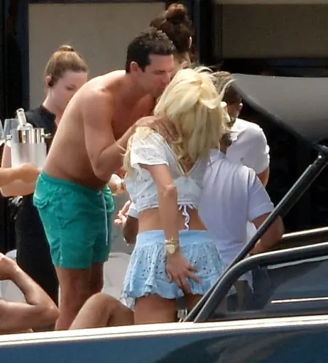 Image 3080671 from Victoria Silvstedt