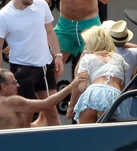 Image 3080676 from Victoria Silvstedt