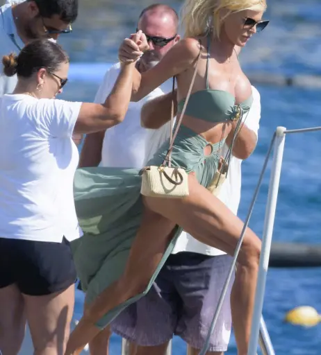 Image 3080312 from Victoria Silvstedt