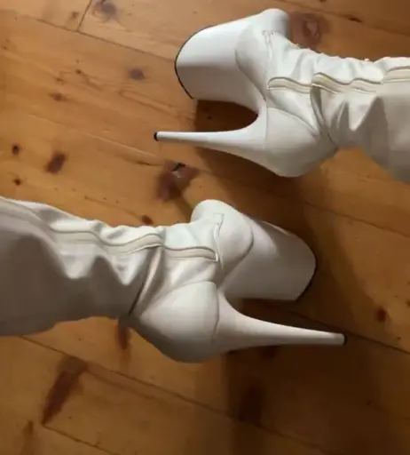 Image 308909 from SlinaK