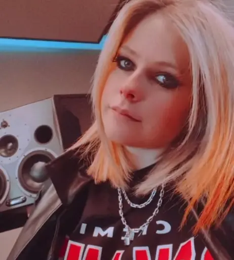 Image 3079857 from Avril Lavigne