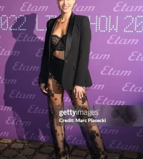 Image 3065502 from Léa Elui