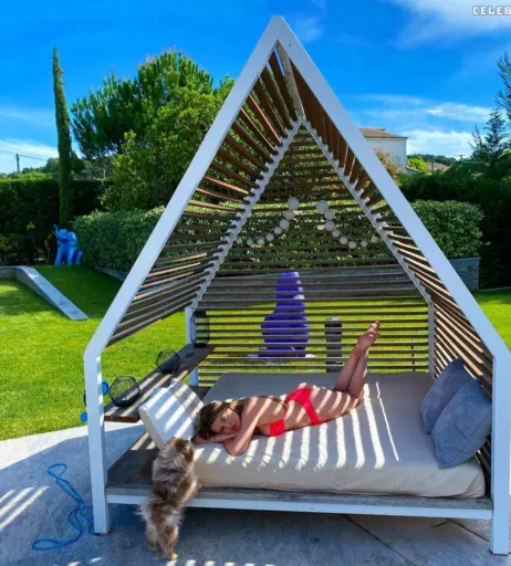 Image 3065696 from Léa Elui