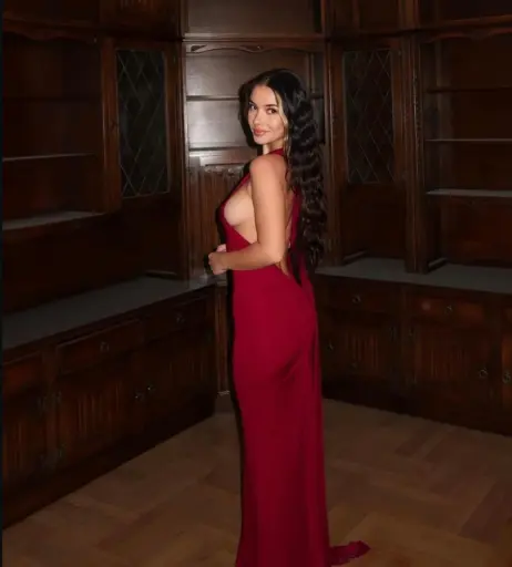 Image 3063940 from Minicuta