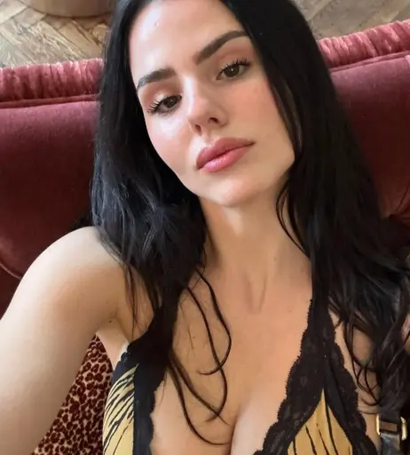 Image 3057666 from Ruby O. Fee