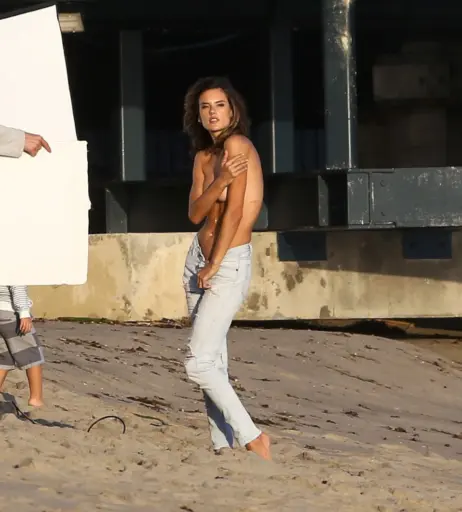 Image 3057969 from Alessandra Ambrosio