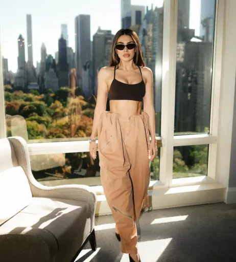 Image 3040172 from Elvana gjata