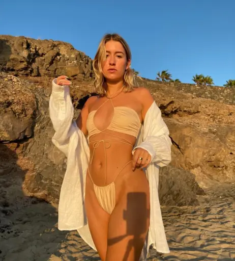 Image 3033436 from Zoe Rhode