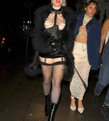 Image 3030404 from Lottie Moss