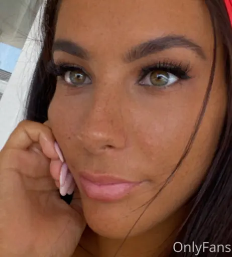 Image 3038353 from carlotta.bnk