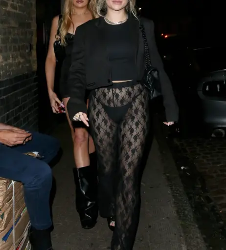 Image 3026957 from Lottie Moss