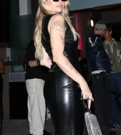 Image 3027375 from Lottie Moss