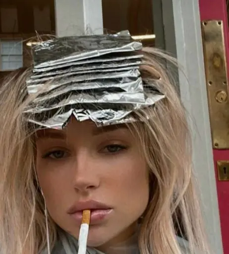 Image 3023382 from Lottie Moss