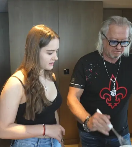 Image 3016498 from Davina Geiss