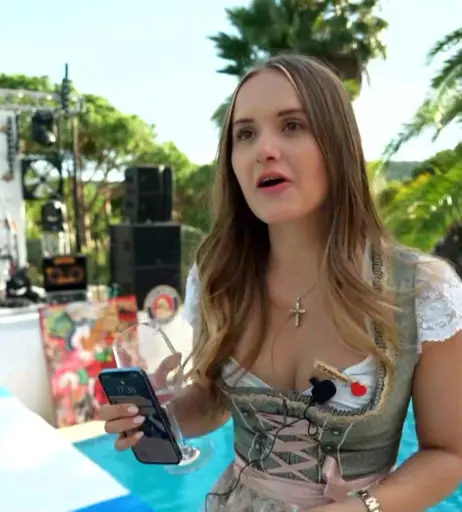 Image 3011893 from Davina Geiss