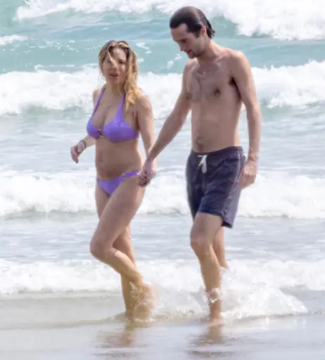 Image 3011412 from Sienna Miller