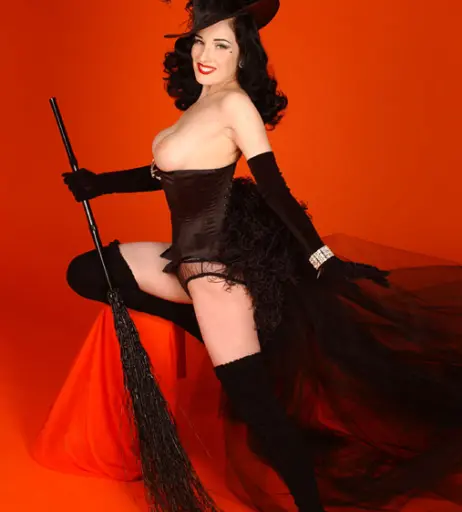 Image 3011171 from Dita von Teese