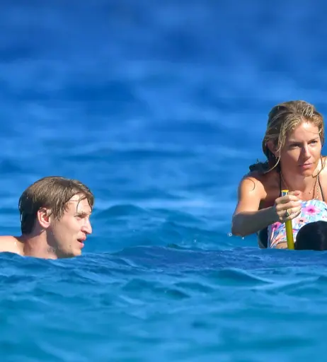 Image 3012472 from Sienna Miller