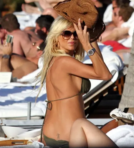 Image 3012421 from Victoria Silvstedt