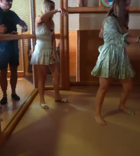 Image 3012243 from Shania Geiss