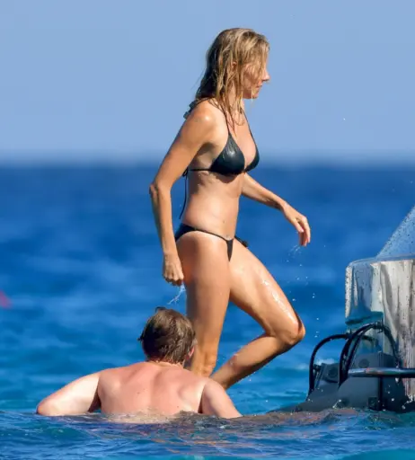 Image 3012275 from Sienna Miller
