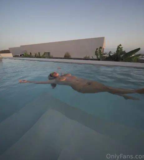 Image 3013611 from Milla Chats