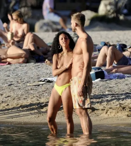 Image 3010848 from Vick Hope