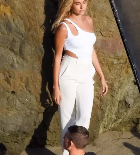 Image 3010167 from Hailey Bieber