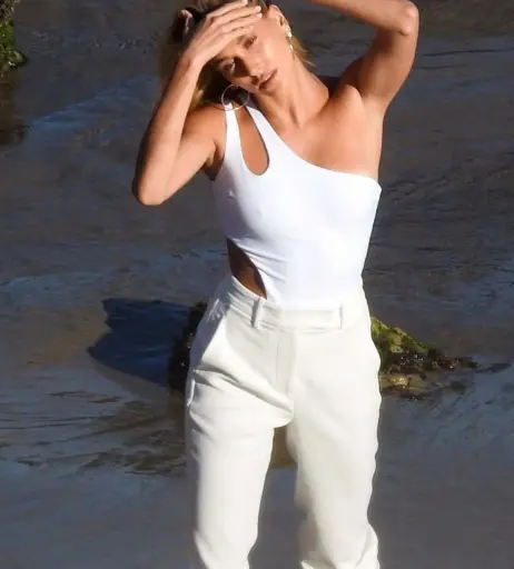 Image 3010062 from Hailey Bieber