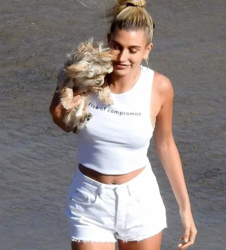 Image 3010211 from Hailey Bieber