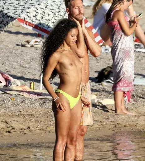 Image 3010926 from Vick Hope