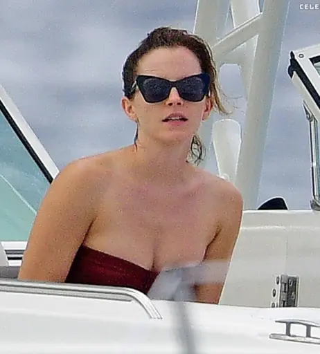 Image 3019173 from Emma Watson