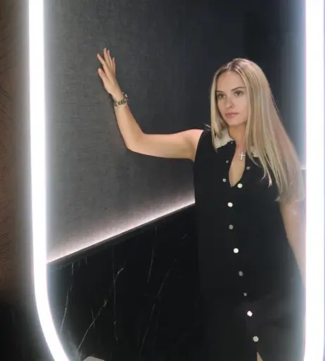 Image 3018576 from Davina Geiss