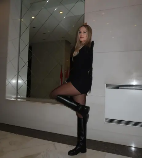 Image 3018334 from Davina Geiss