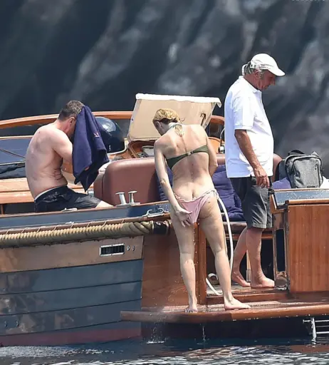 Image 3005895 from Gillian Anderson