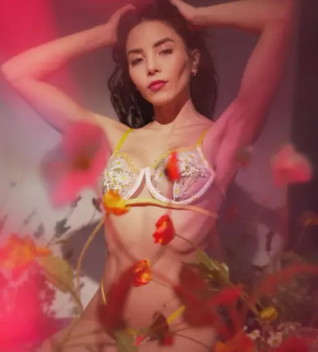 Image 3005902 from Anna Akana