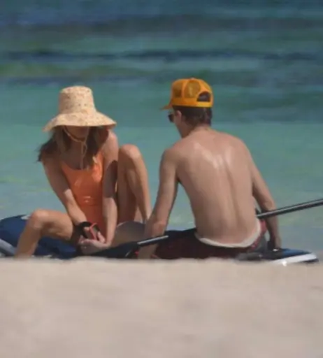 Image 3006447 from Anne Winters