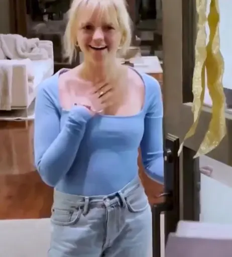 Image 3007482 from Maisie Williams