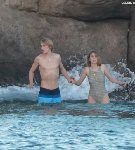 Image 3007794 from Maya Hawke