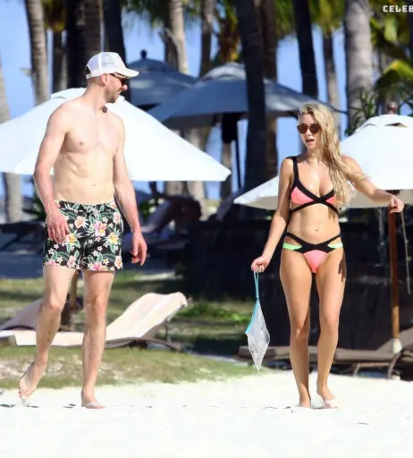 Image 3007640 from Una Healy