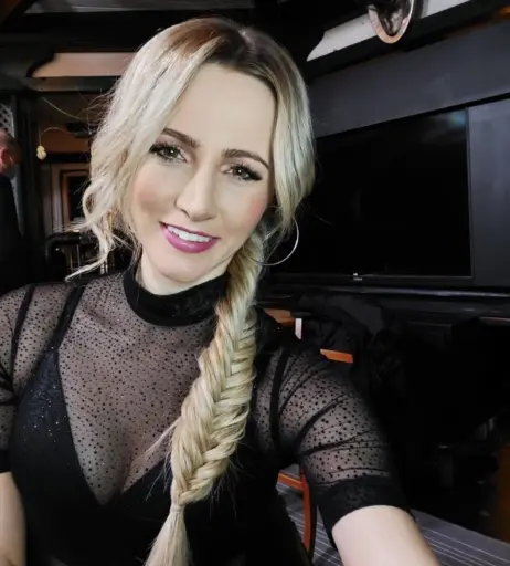 Image 3004930 from Melissa Naschenweng