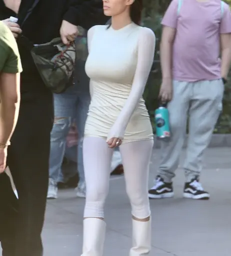 Image 3001429 from Bianca Censori