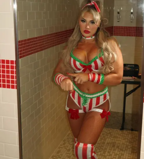 Image 3001088 from Tiffany Stratton