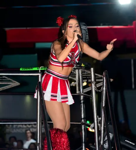 Image 3001042 from Anitta