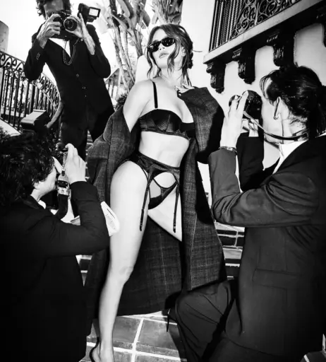 Image 3001993 from Khloé Kardashian