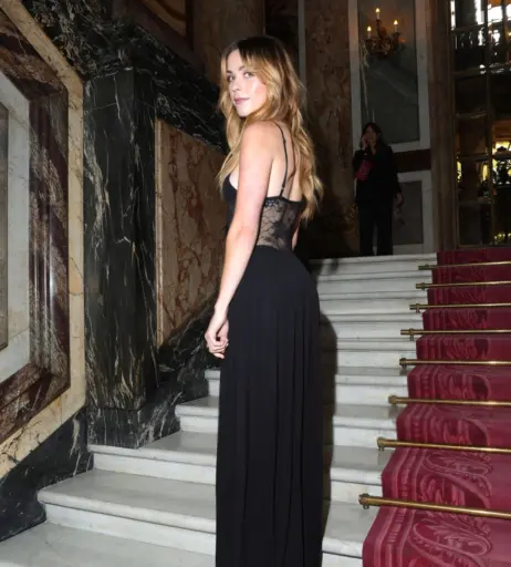 Image 3002132 from Kiernan Shipka