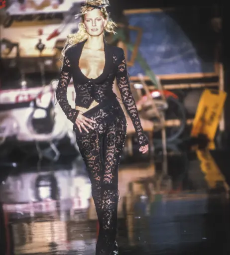 Image 3002027 from Karolina Kurkova