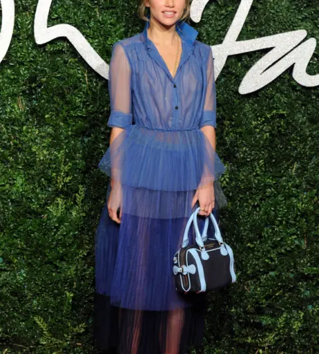 Image 3002347 from Suki Waterhouse