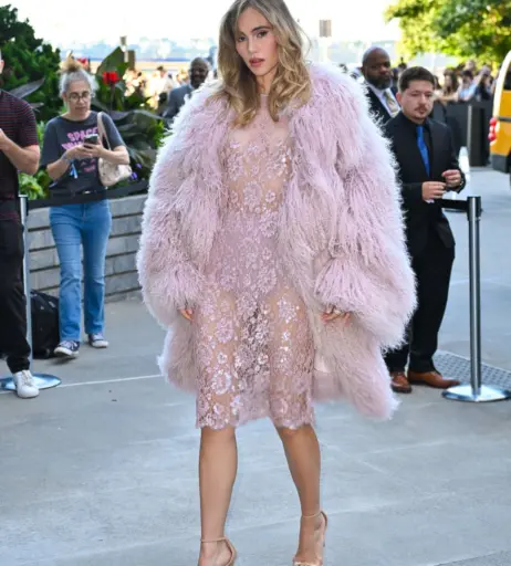 Image 3003828 from Suki Waterhouse